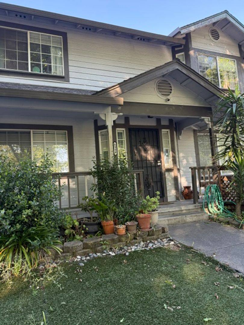 House for rent at 8908 Gravenstein Way, Cotati, CA 94931