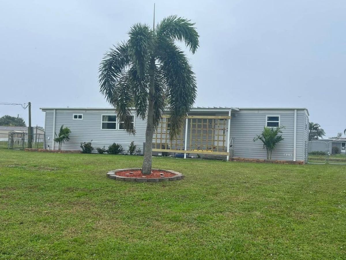 House for rent at 2044 SE 34th Lane, Okeechobee, FL 34974