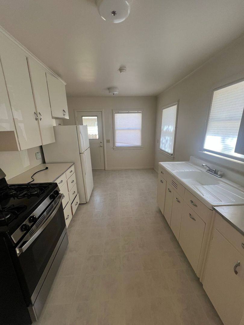 Apartment for rent at 533-535 G St, Davis, CA 95616