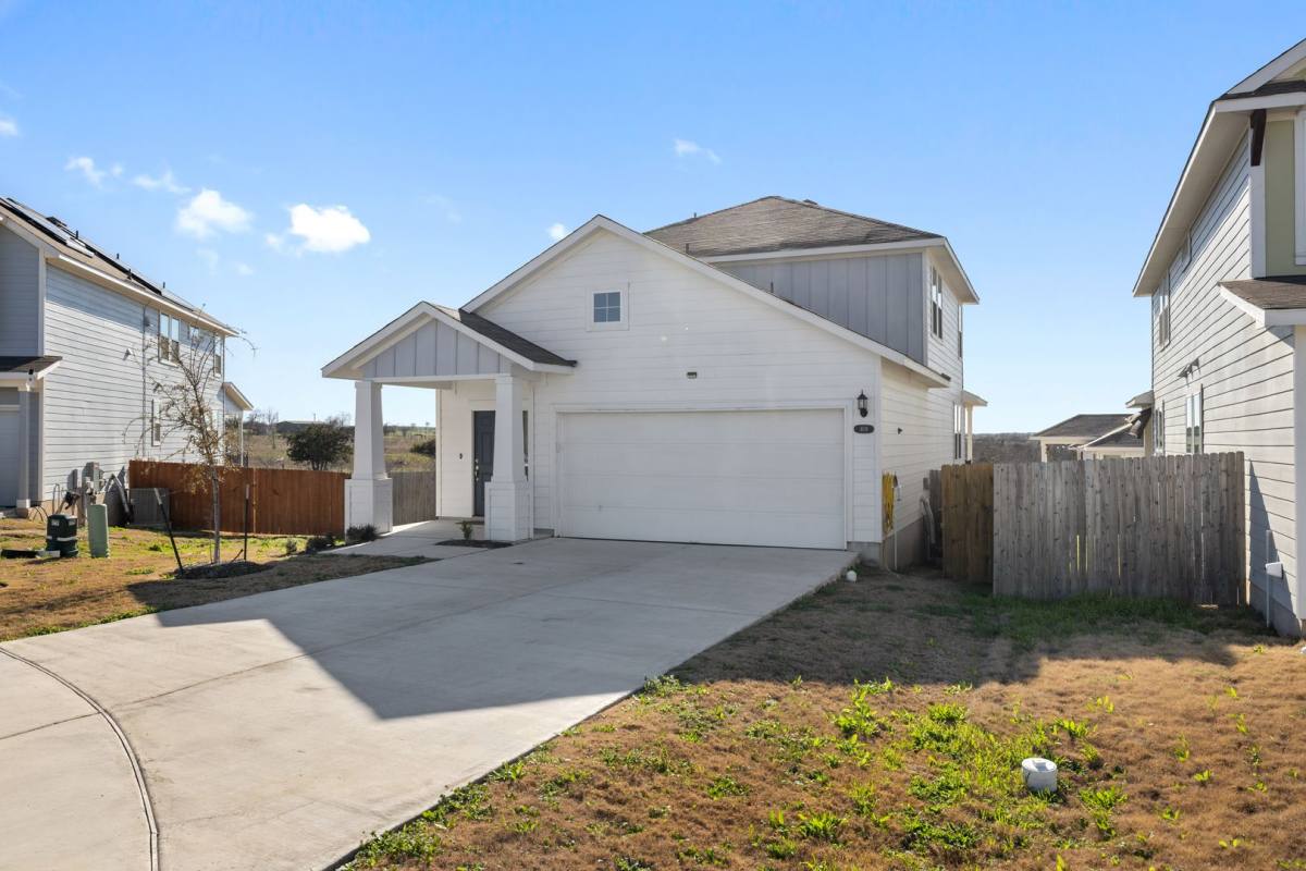 House for rent at 408 Black Opal Dr, Jarrell, TX 76537