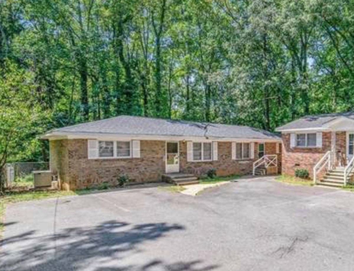 Apartment for rent at 340 D E Jefferson St, York, SC 29745