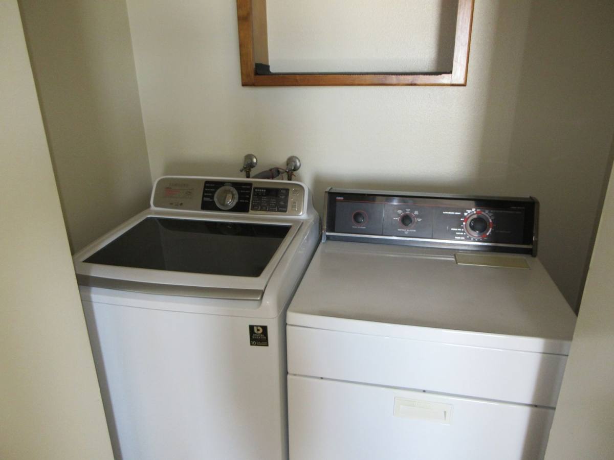 Apartment for rent at 1025 Perdew, Ridgecrest, CA 93555