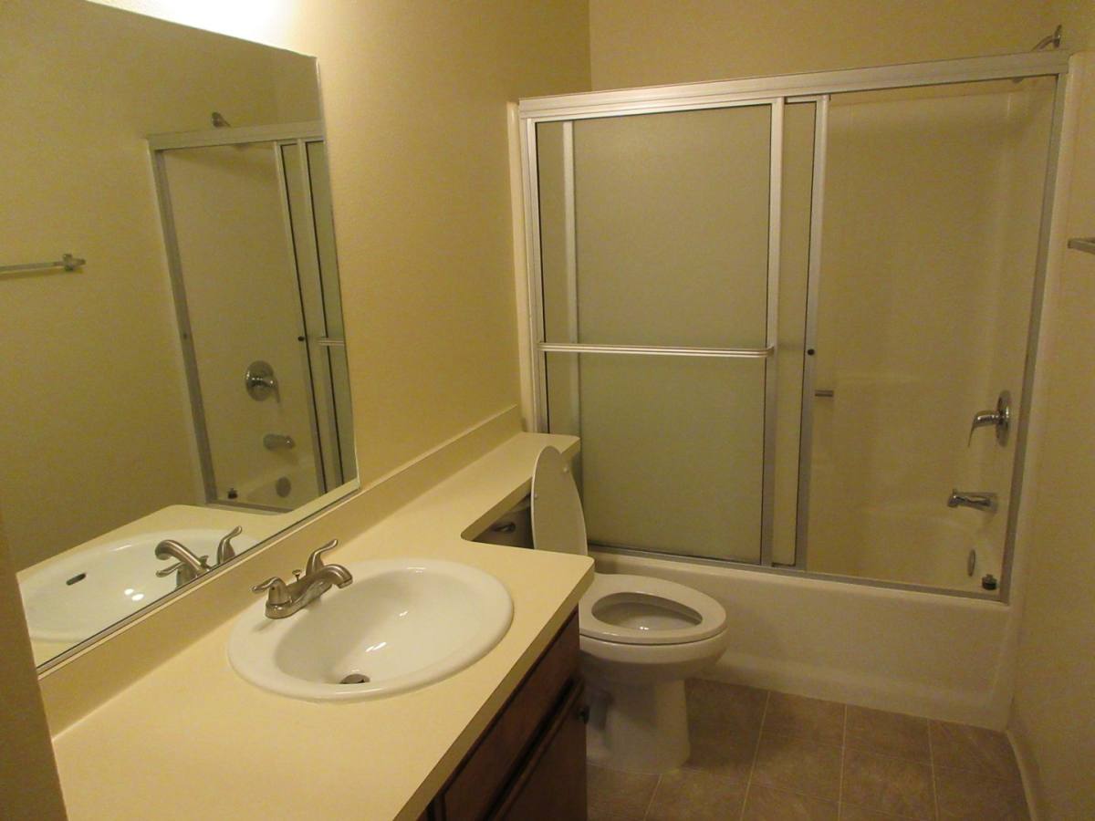 Apartment for rent at 1025 Perdew, Ridgecrest, CA 93555