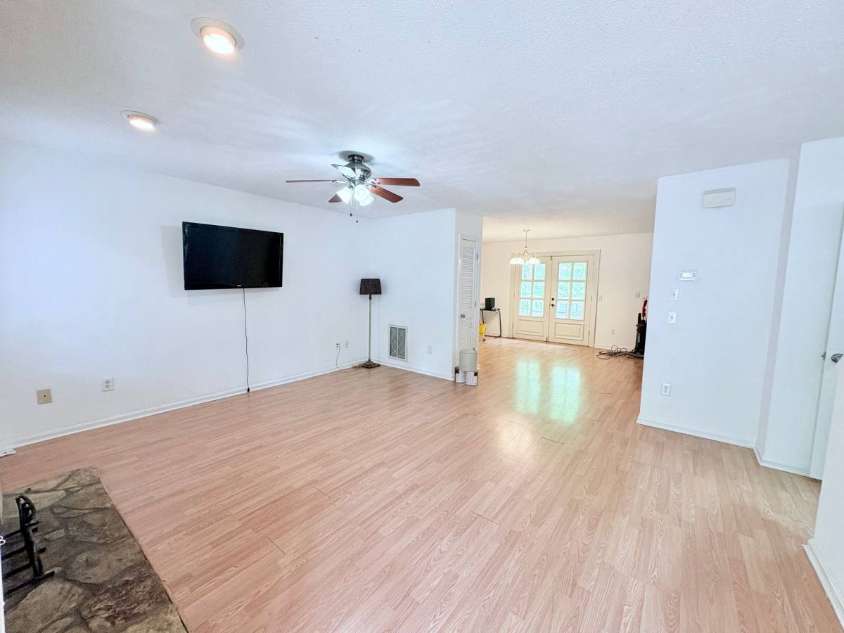Apartment for rent at 600 Anderson Highway 611, Clemson, SC 29631