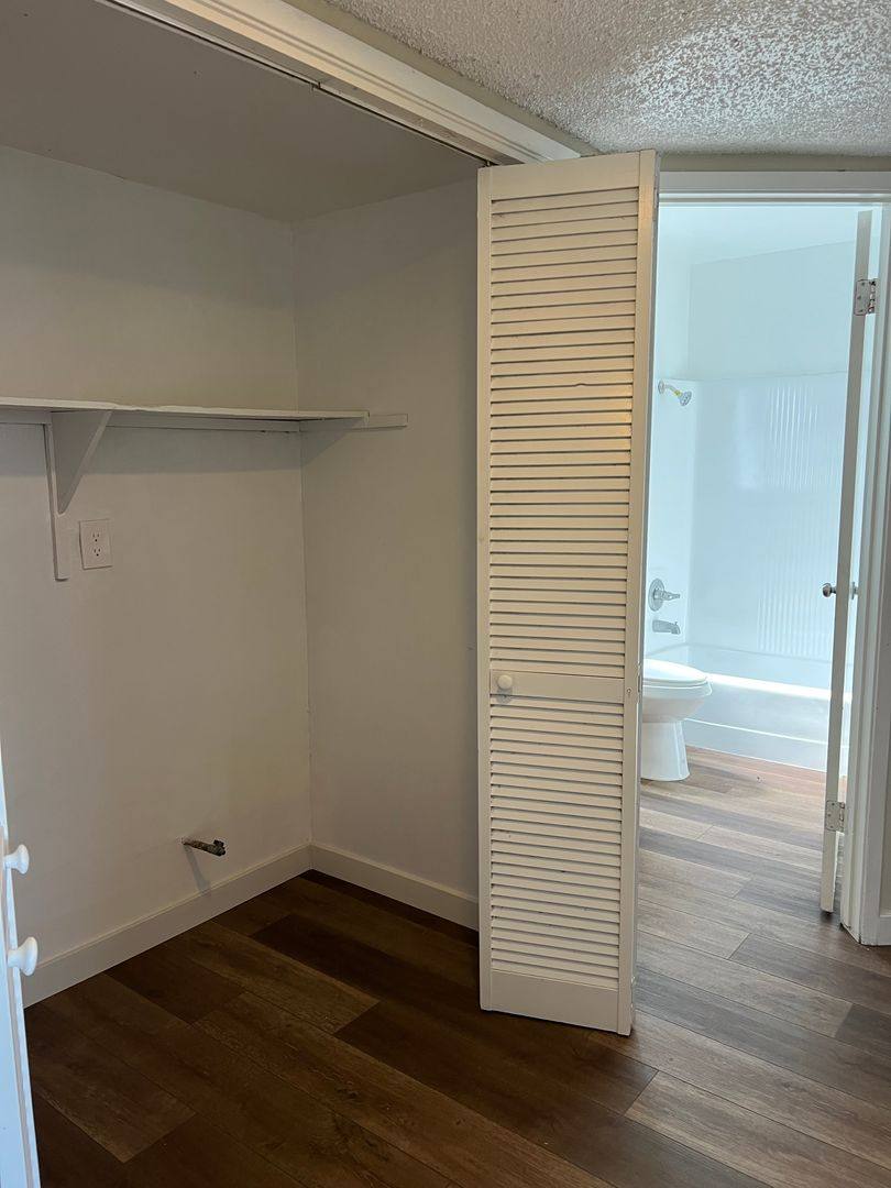 Apartment for rent at 2810 E S St, Long Beach, CA 90805