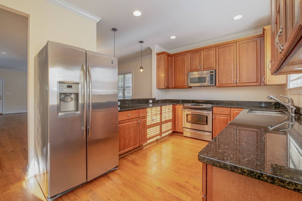 House for rent at 319 Woodvale Place, Charlotte, NC 28208
