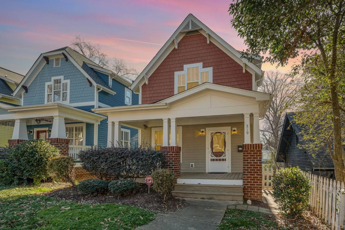 House for rent at 319 Woodvale Place, Charlotte, NC 28208