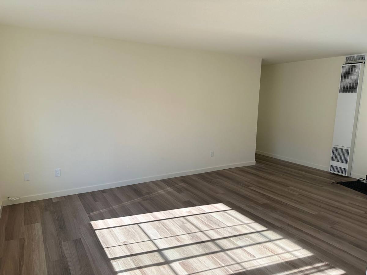 Apartment for rent at 300 30th St, Richmond, CA 94804