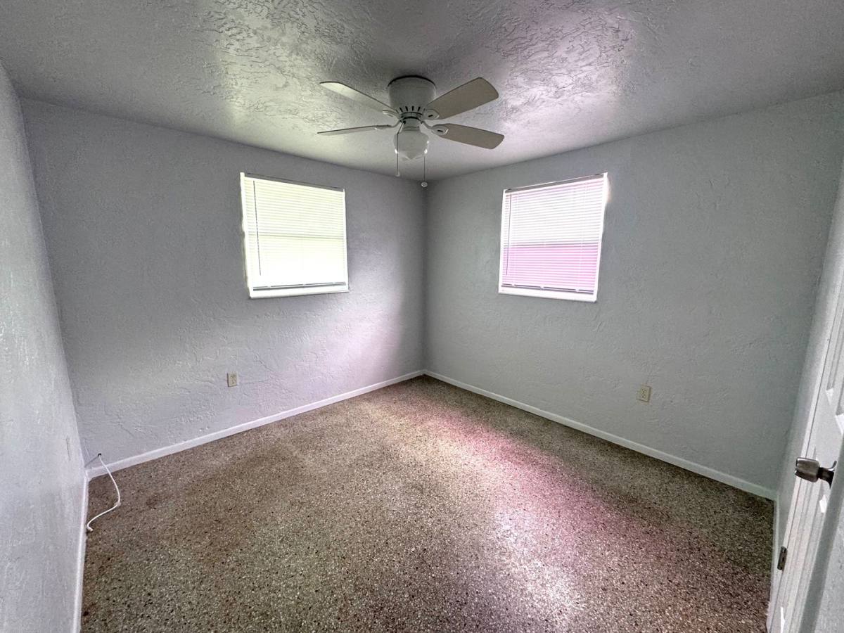 Apartment for rent at 321 9th St Dr W, Palmetto, FL 34221