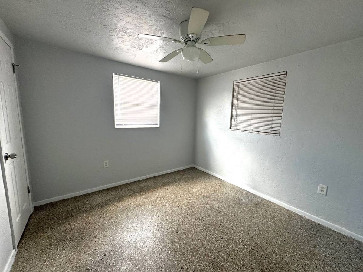 Apartment for rent at 321 9th St Dr W, Palmetto, FL 34221