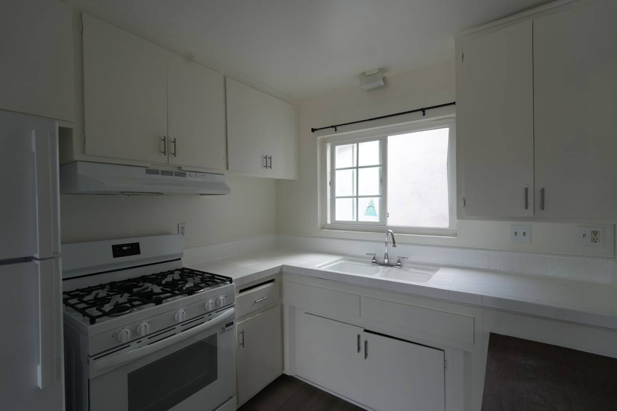 Apartment for rent at 1621 W 226th St, Torrance, CA 90501
