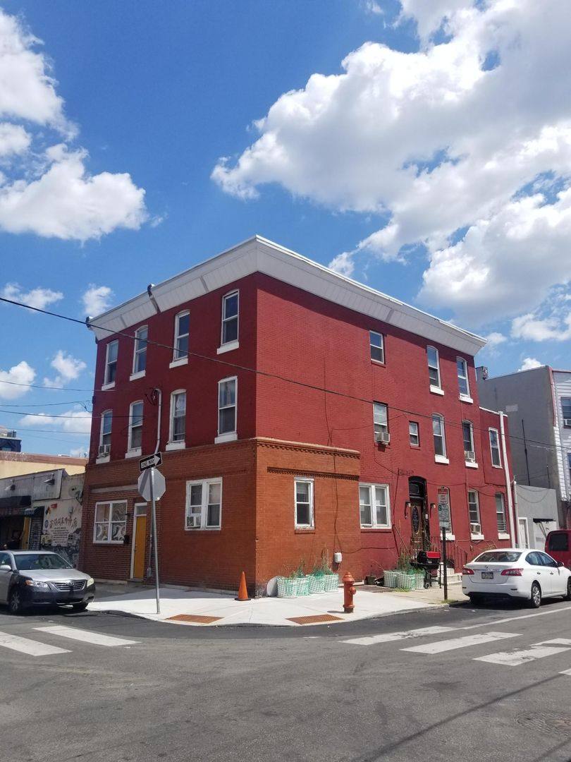 Apartment for rent at 1633 S 6th St, Philadelphia, PA 19148