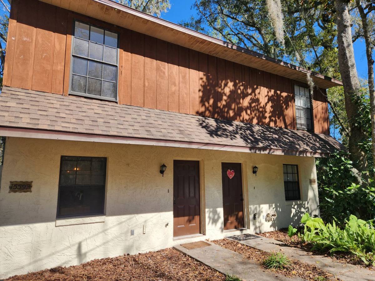 Apartment for rent at 1559 Hammock Dr, Daytona Beach, FL 32117