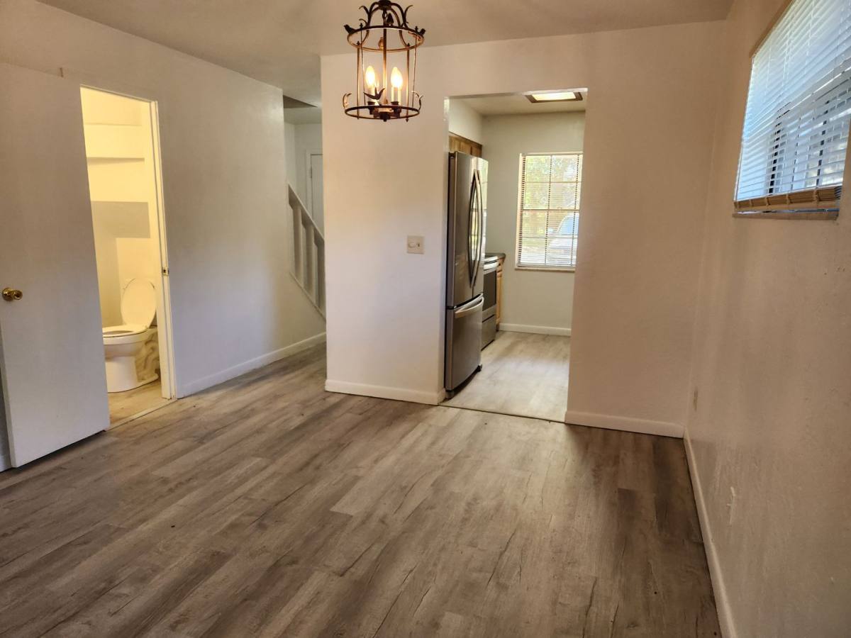 Apartment for rent at 1559 Hammock Dr, Daytona Beach, FL 32117