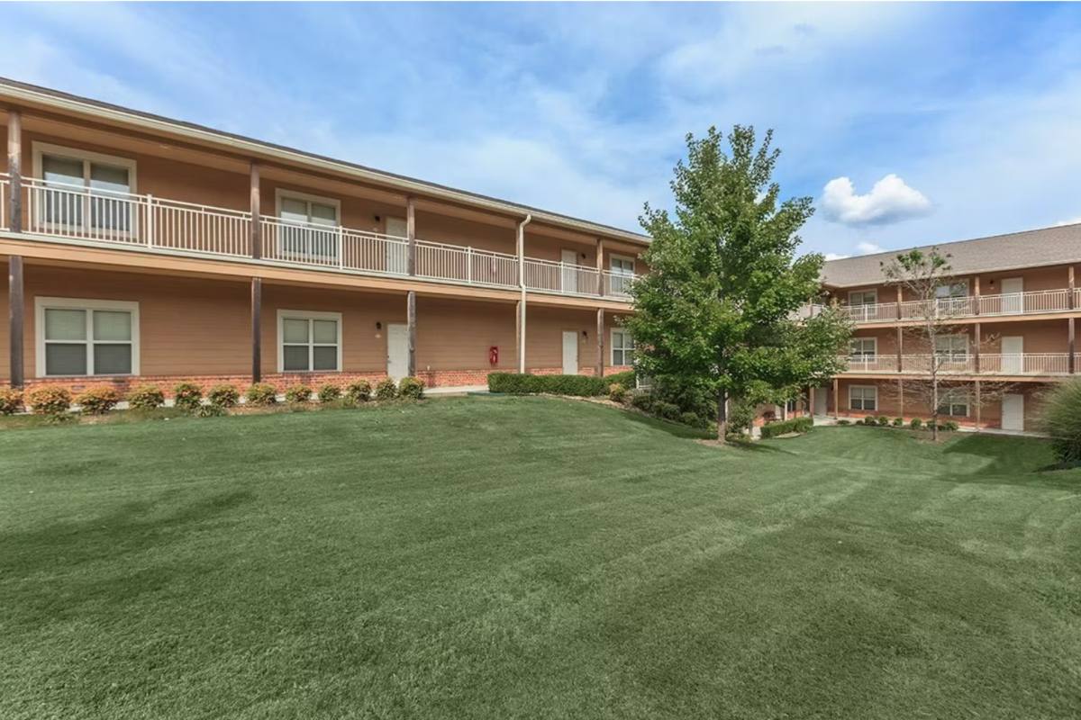 Apartment for rent at 2619 N Quality Lane, Fayetteville, AR 72703