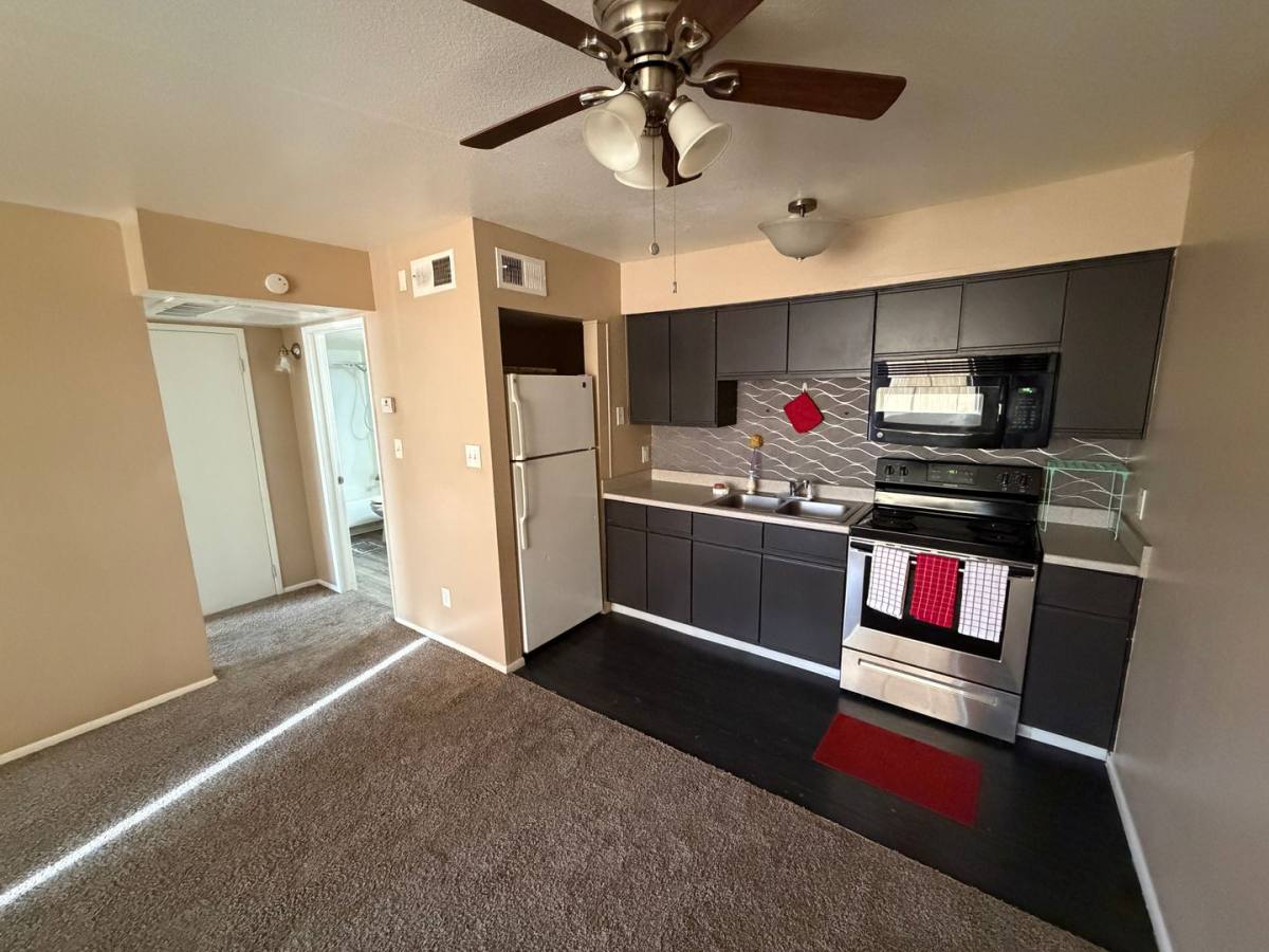 Apartment for rent at 10644 N 15th Way, Phoenix, AZ 85020