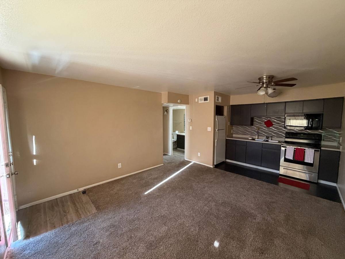 Apartment for rent at 10644 N 15th Way, Phoenix, AZ 85020