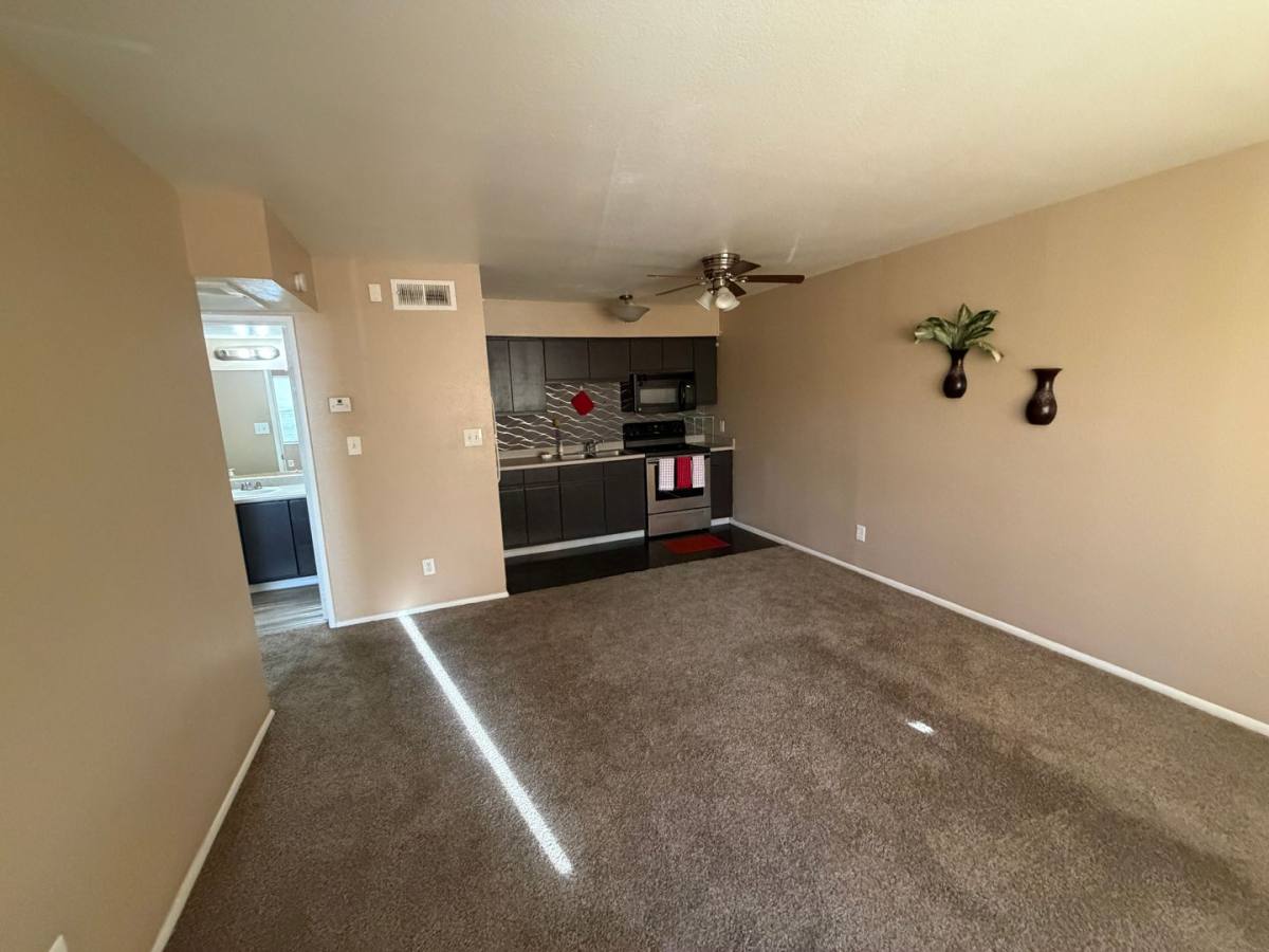 Apartment for rent at 10644 N 15th Way, Phoenix, AZ 85020