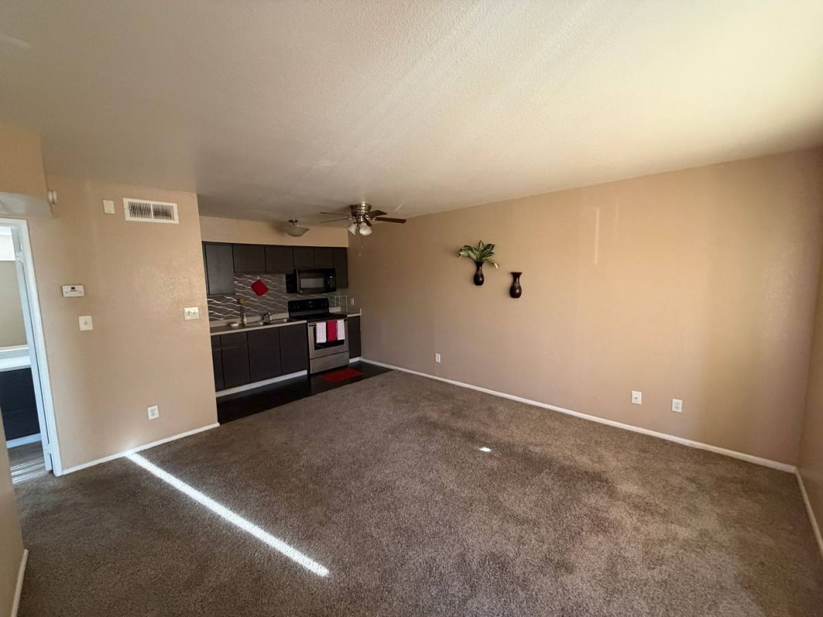 Apartment for rent at 10644 N 15th Way, Phoenix, AZ 85020
