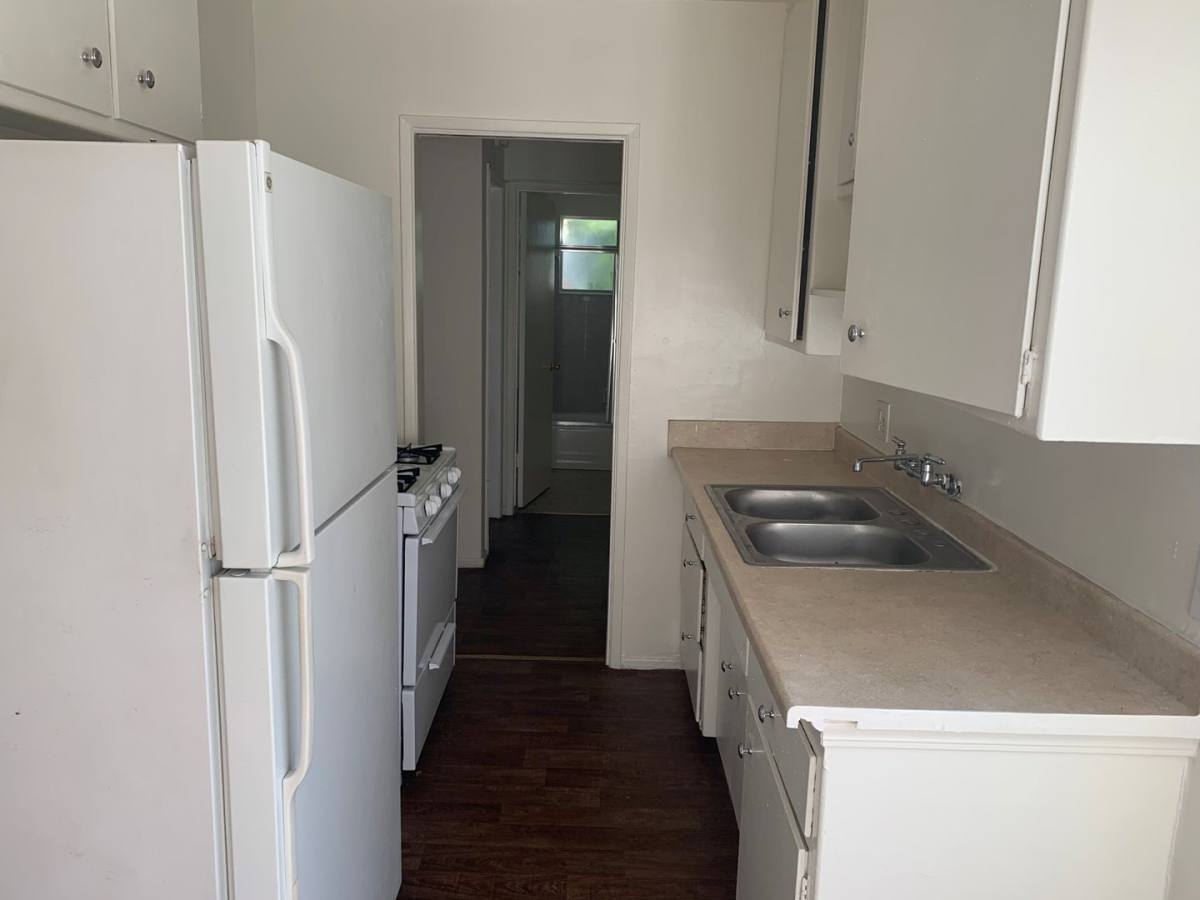 Apartment for rent at 4555 W 1st St, Los Angeles, CA 90004
