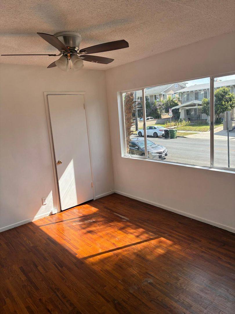 Apartment for rent at 4555 W 1st St, Los Angeles, CA 90004