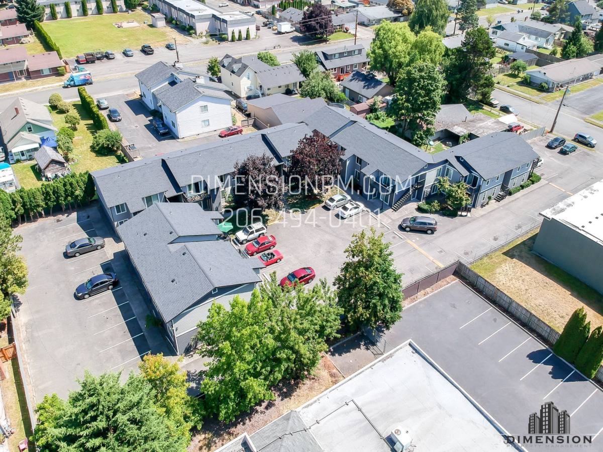 Apartment for rent at 1801 16th St, Sumner, WA 98390