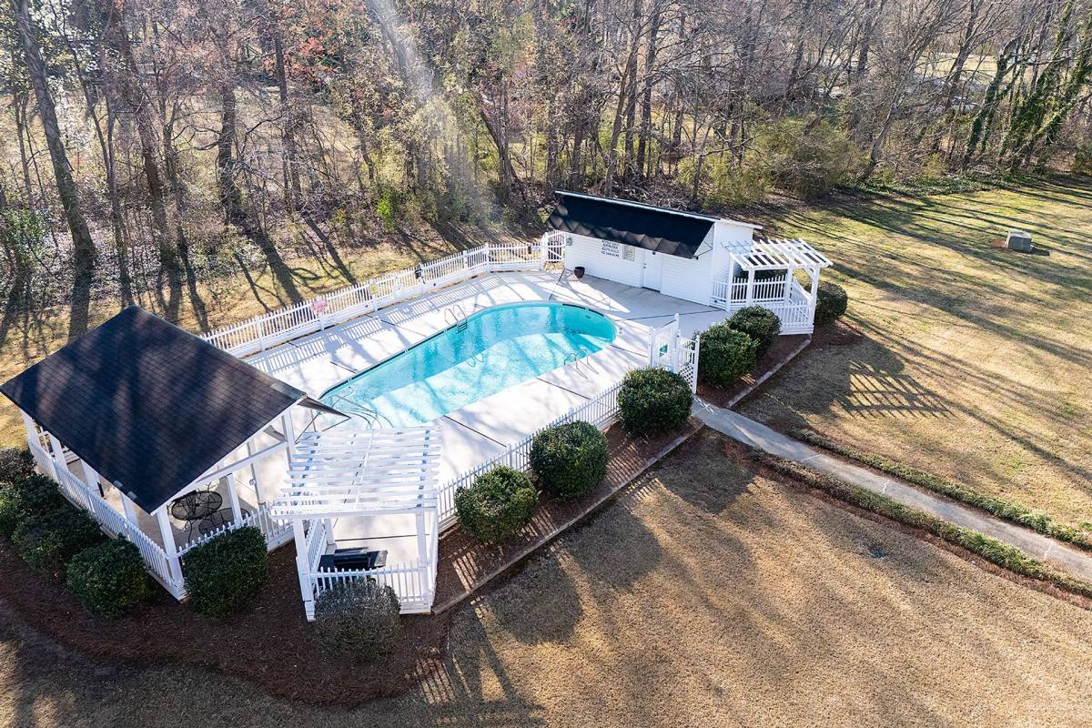 Condo for rent at 115 Stroupe Rd, Gastonia, NC 28056