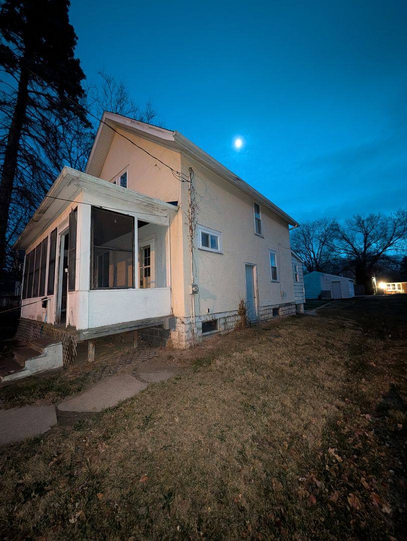 House for rent at 3116 11th Ave, Moline, IL 61265