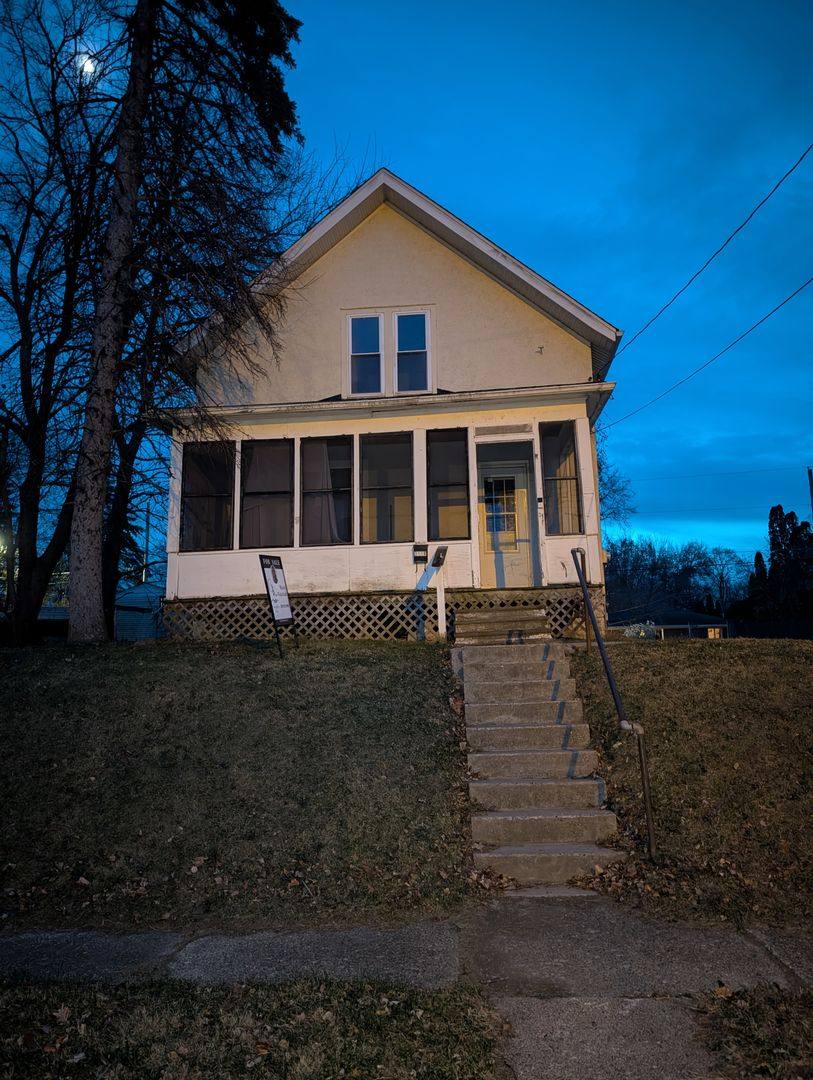 House for rent at 3116 11th Ave, Moline, IL 61265