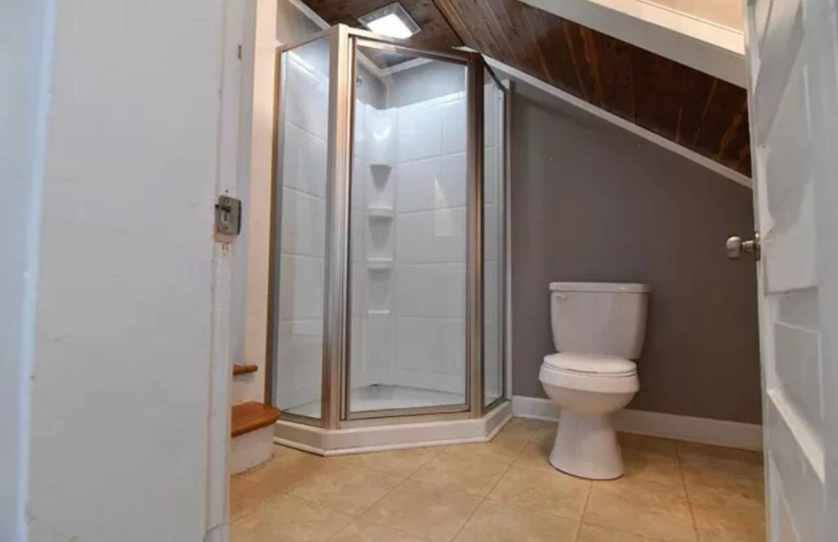 Apartment for rent at 302 7th St, Lynchburg, VA 24504