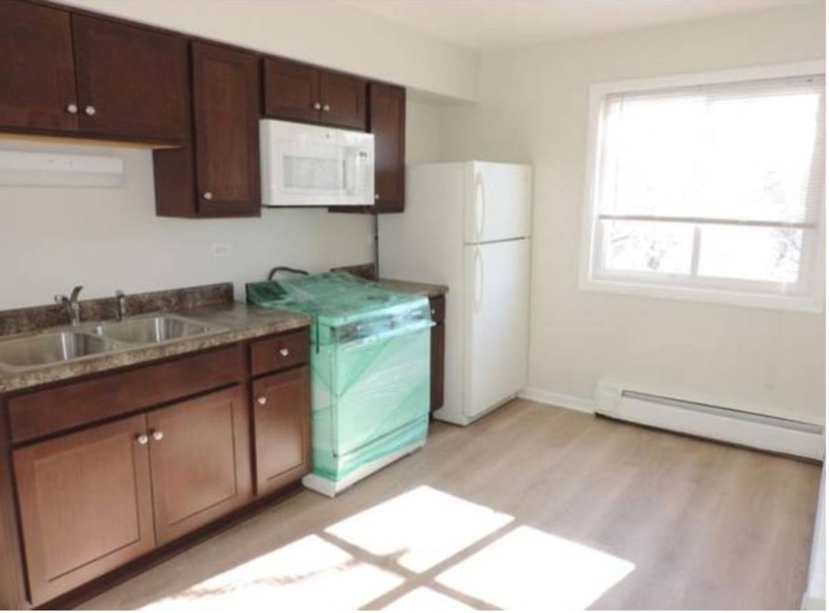 Apartment for rent at 1507-25 Howard St, Evanston, IL 60202