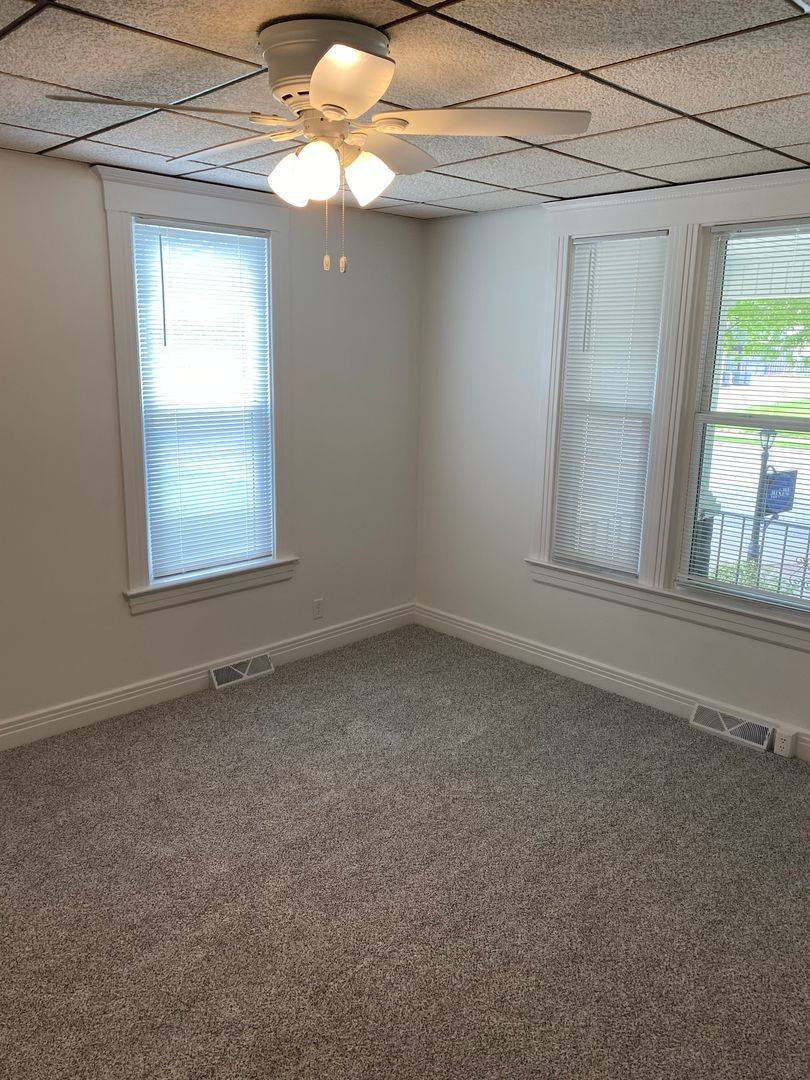 Apartment for rent at 914 S 2nd, Springfield, IL 62704