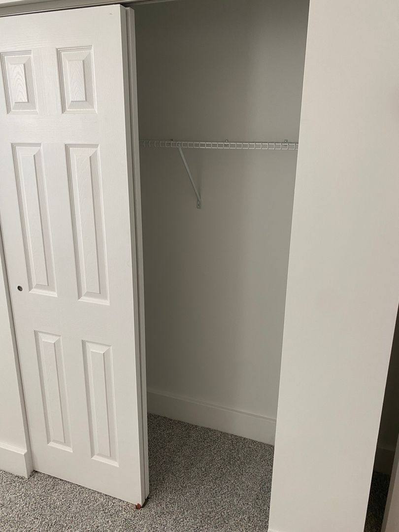 Apartment for rent at 914 S 2nd, Springfield, IL 62704