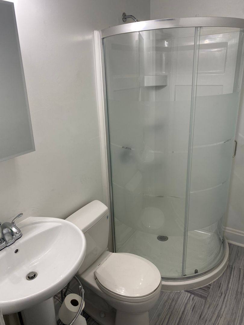 Apartment for rent at 914 S 2nd, Springfield, IL 62704