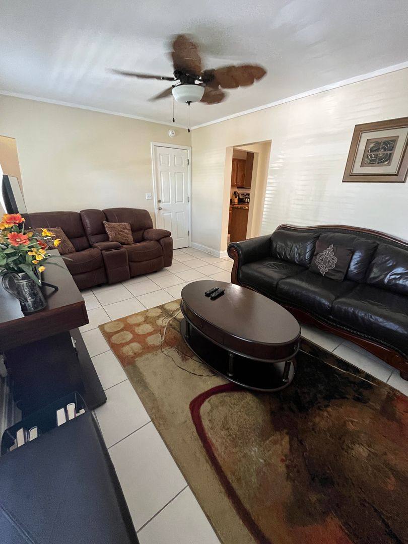 Apartment for rent at 717 Emma St, Key West, FL 33040