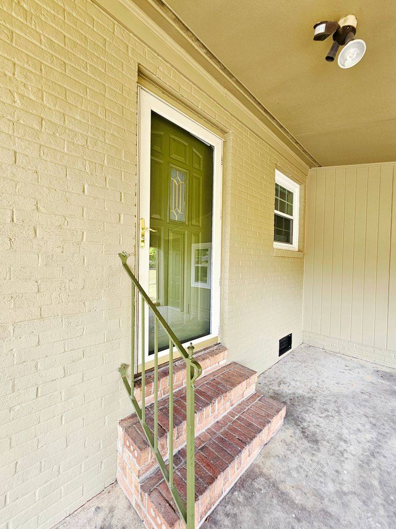 House for rent at 7526 Bridgeman Dr, Fayetteville, NC 28303