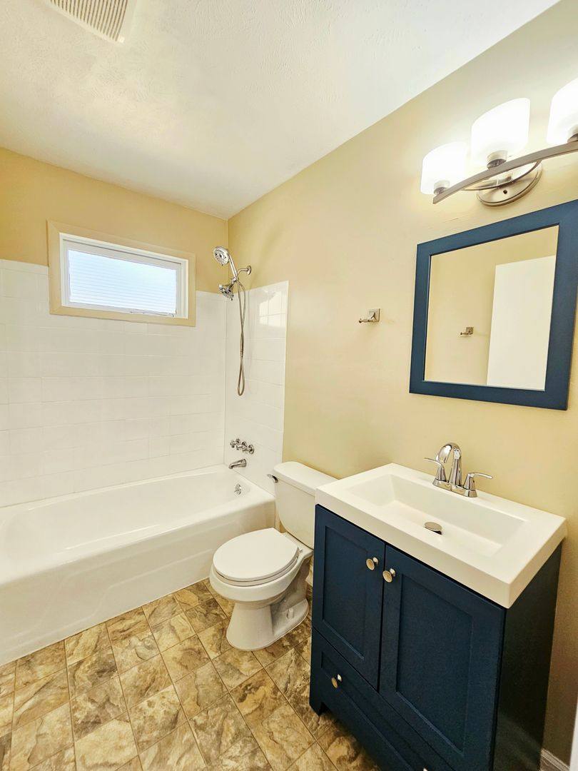 House for rent at 7526 Bridgeman Dr, Fayetteville, NC 28303