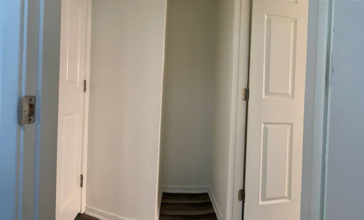 Apartment for rent at 7067 Hawthorn Ave, Los Angeles, CA 90028