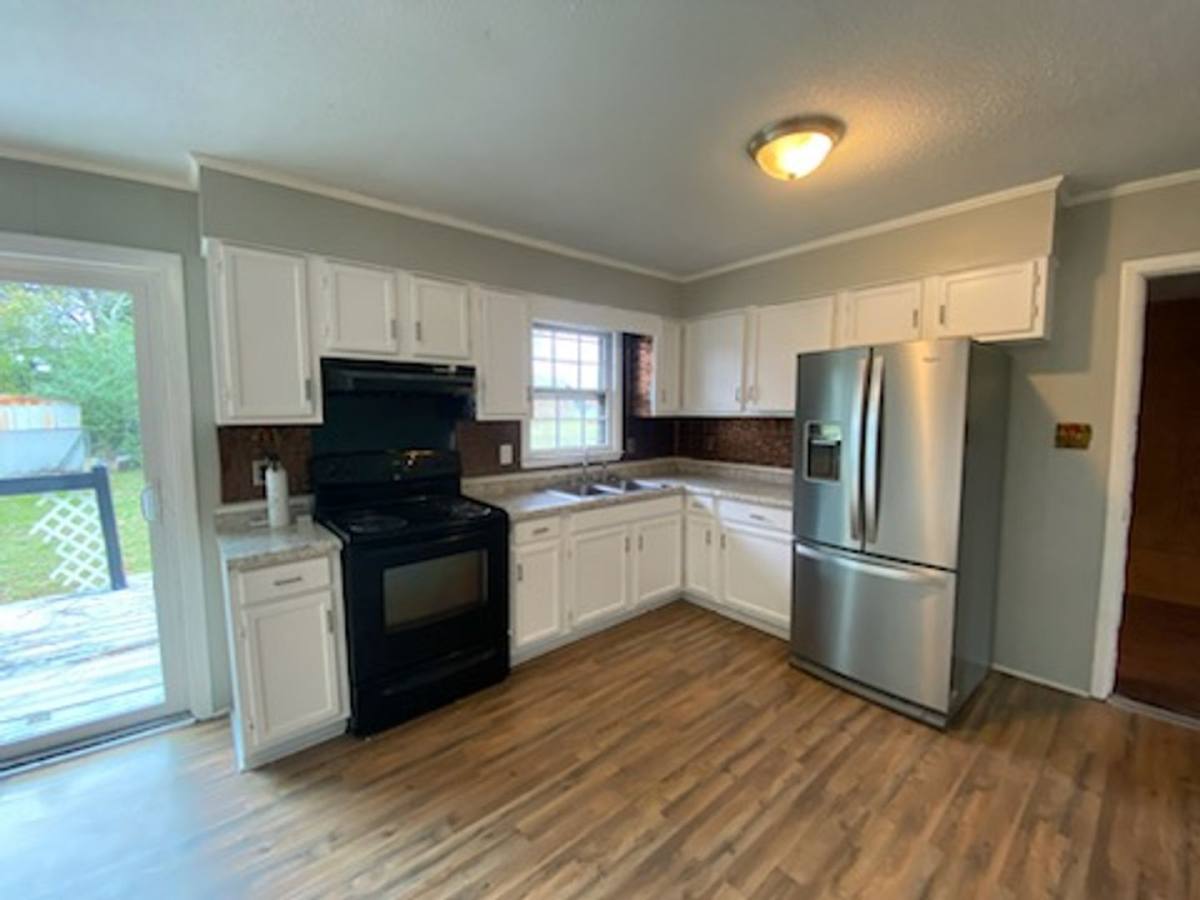 House for rent at 3766 Colonial Cove, Hope Mills, NC 28348