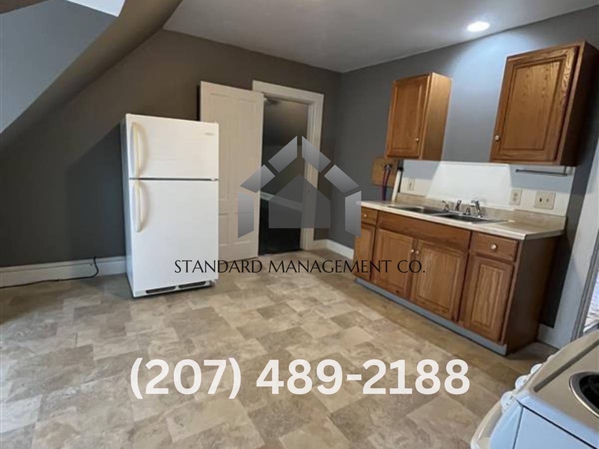 Apartment for rent at 16 W St, Waterville, ME 04901