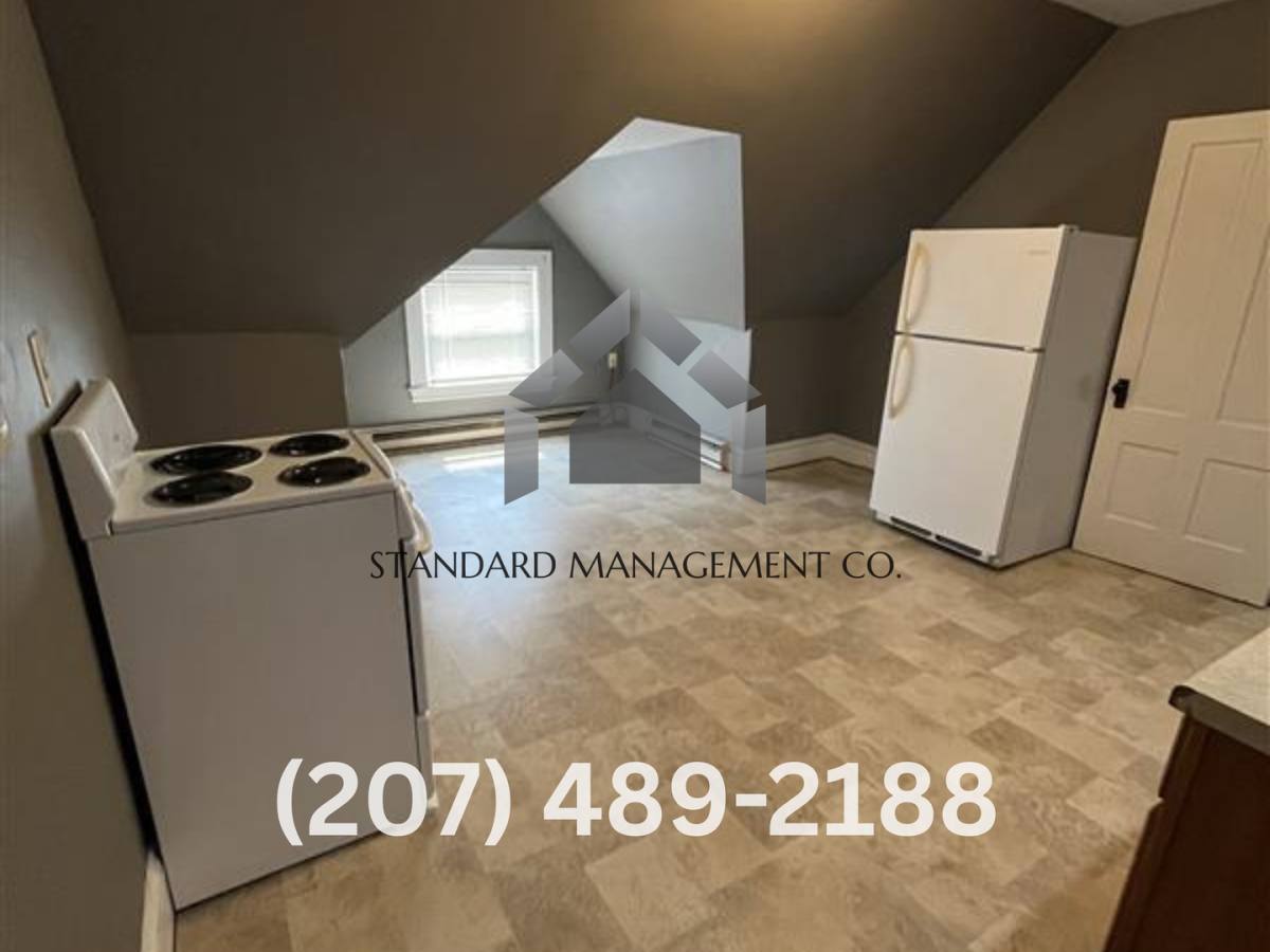 Apartment for rent at 16 W St, Waterville, ME 04901