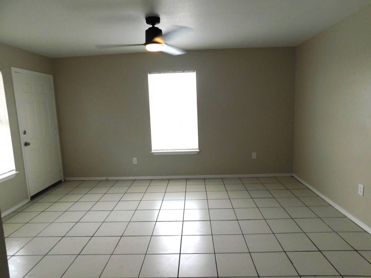 Apartment for rent at 105 Rockwell Way- #3, Del Rio, TX 78840