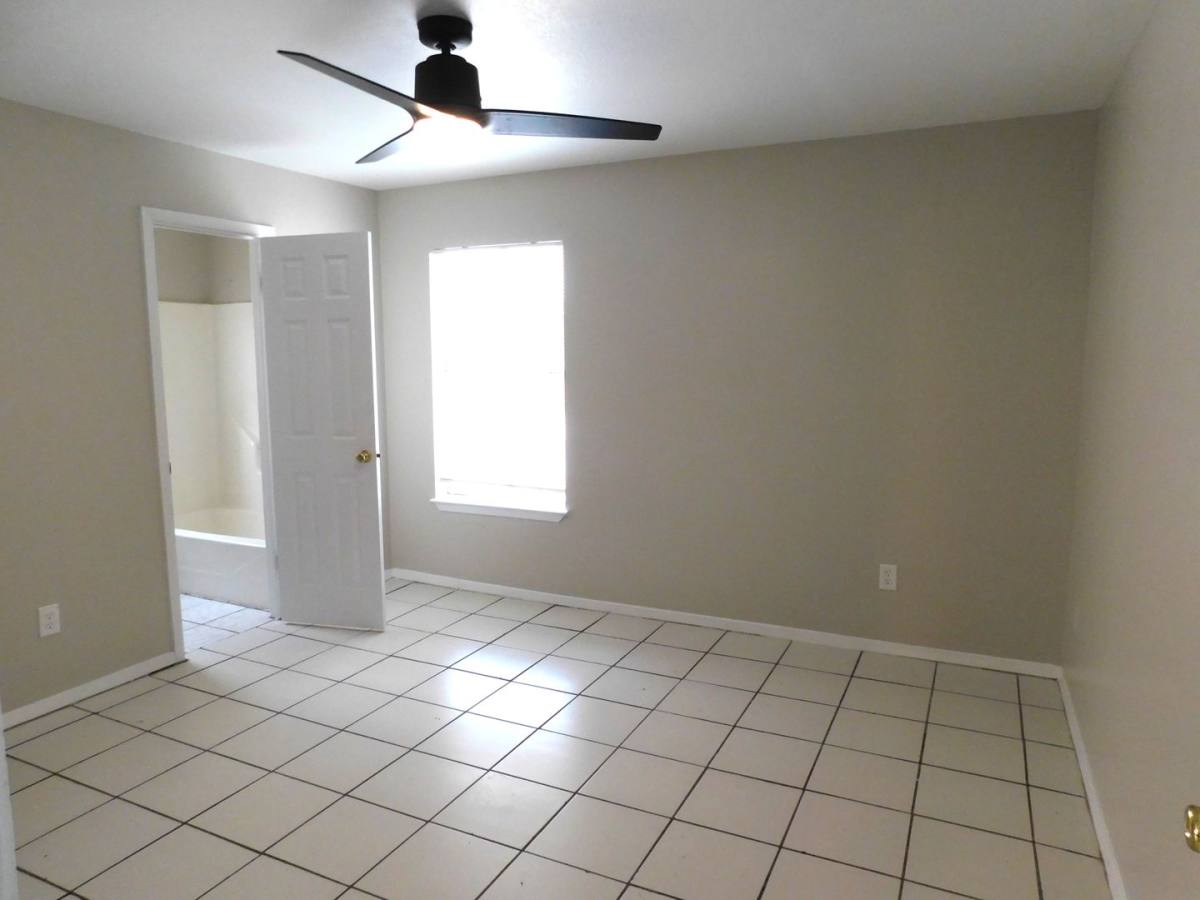 Apartment for rent at 105 Rockwell Way- #3, Del Rio, TX 78840