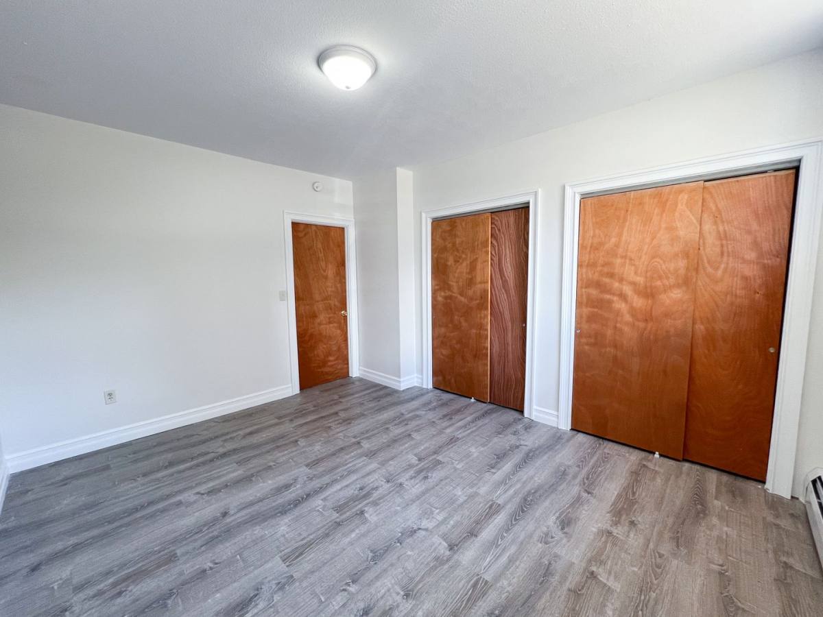 Apartment for rent at 10 Lincoln St, Hartford, CT 06106