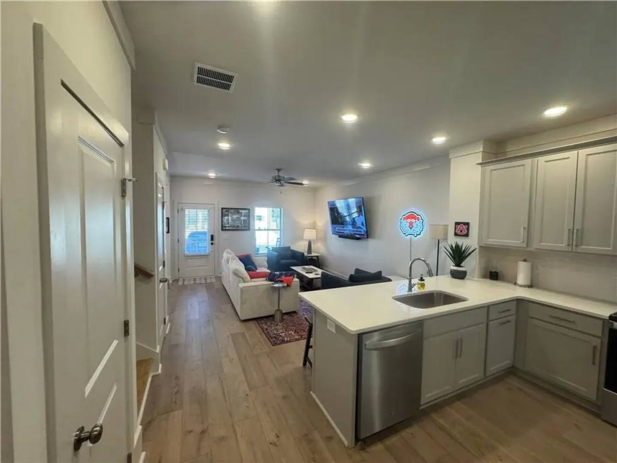 Townhouse for rent at 1276 Tigers Tail Trail, Auburn, AL 36832