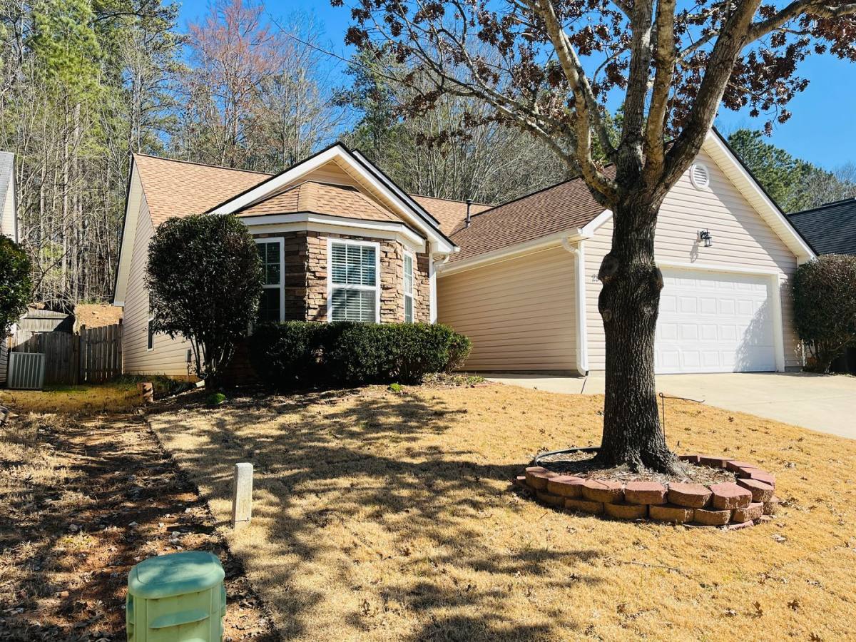House for rent at 23 Belltree Circle, Newnan, GA 30265