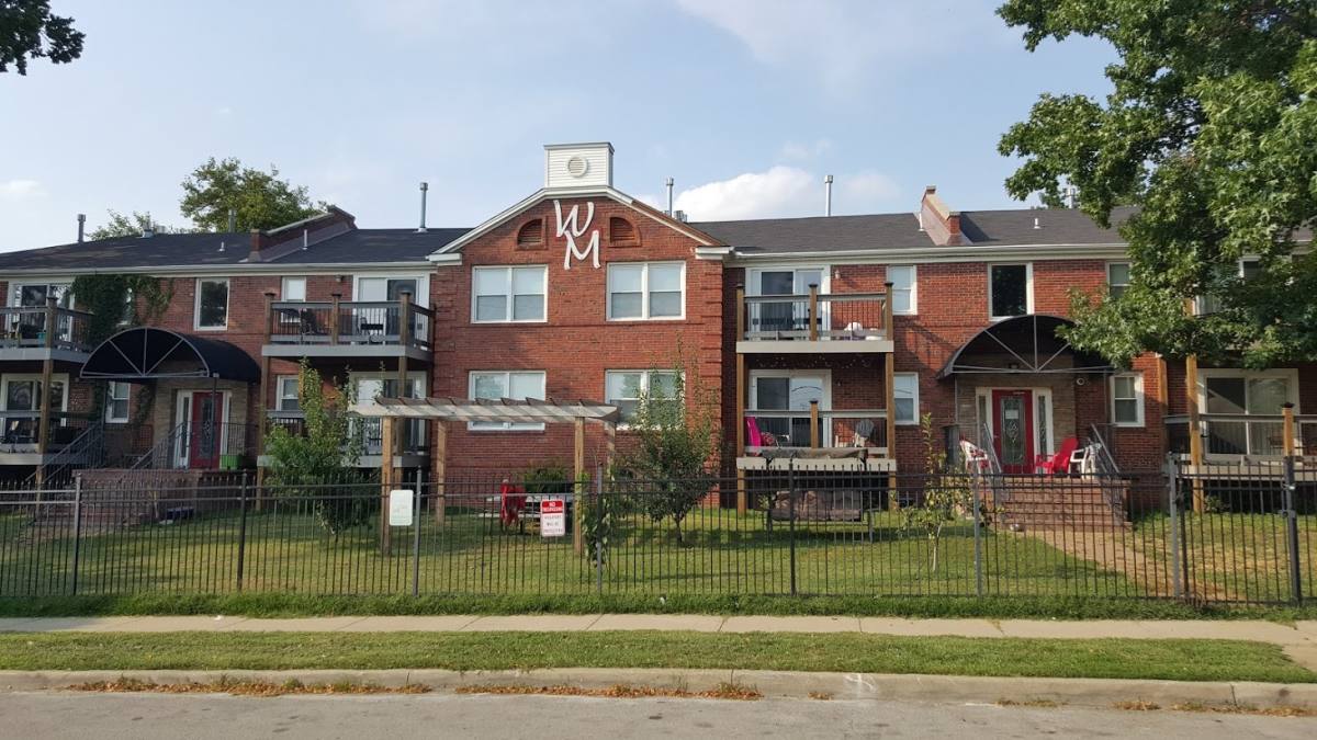 Apartment for rent at 3936 Pennsylvania Ave, Kansas City, MO 64111