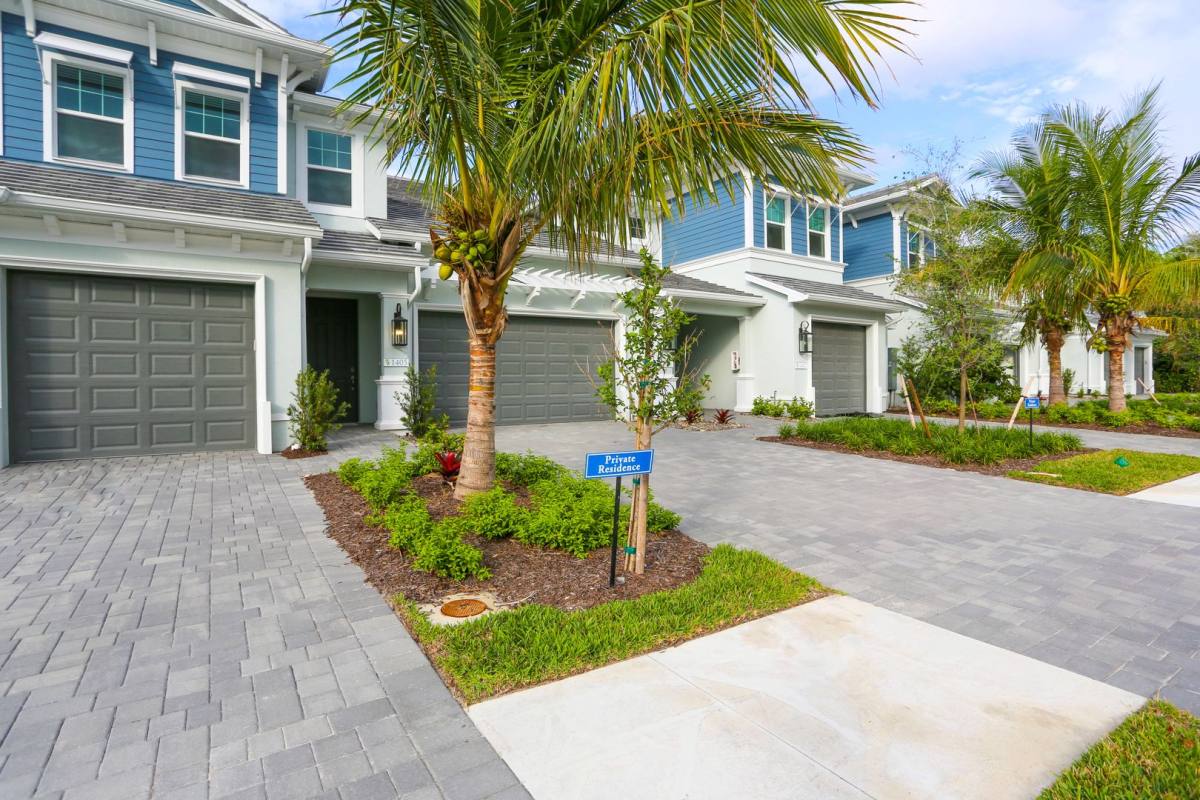 House for rent at 2626 Seychelles Circle, Naples, FL 34112