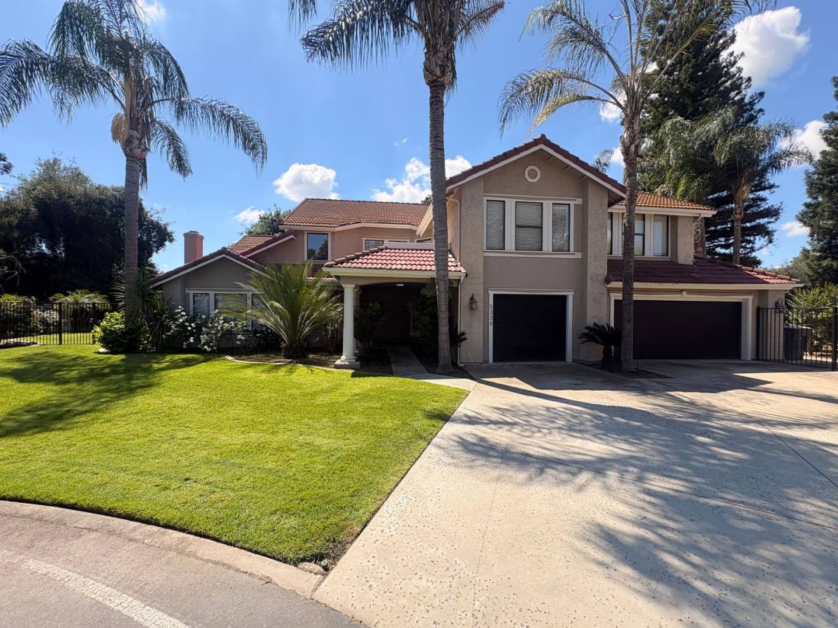 House for rent at 5339 W Sweet Court, Visalia, CA 93291