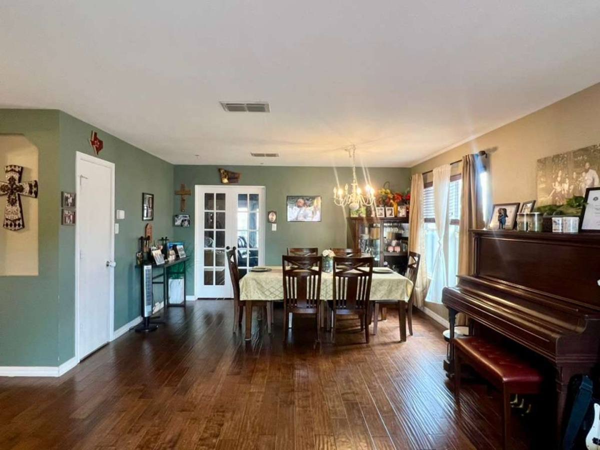 House for rent at 16406 Clydesdale Run, Schertz, TX 78154